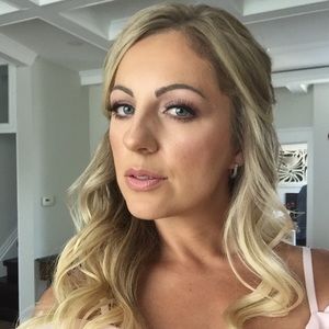 Meet your Posher, Daca